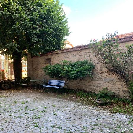 La Cour Pavee, T2 Lumineux, Cosy, Confort 55 M2 Saint-Léonard-de-Noblat Dış mekan fotoğraf