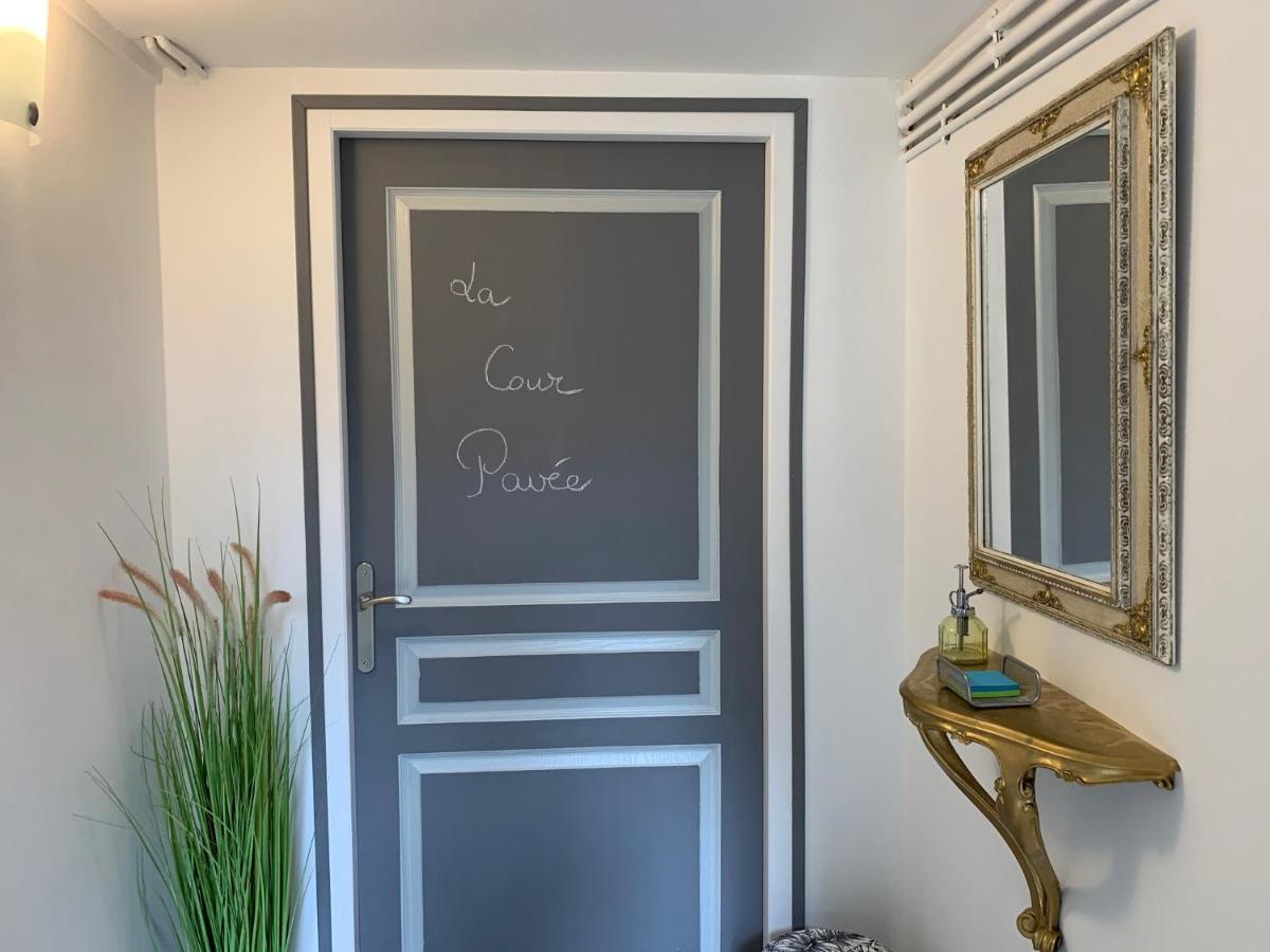 La Cour Pavee, T2 Lumineux, Cosy, Confort 55 M2 Saint-Léonard-de-Noblat Dış mekan fotoğraf